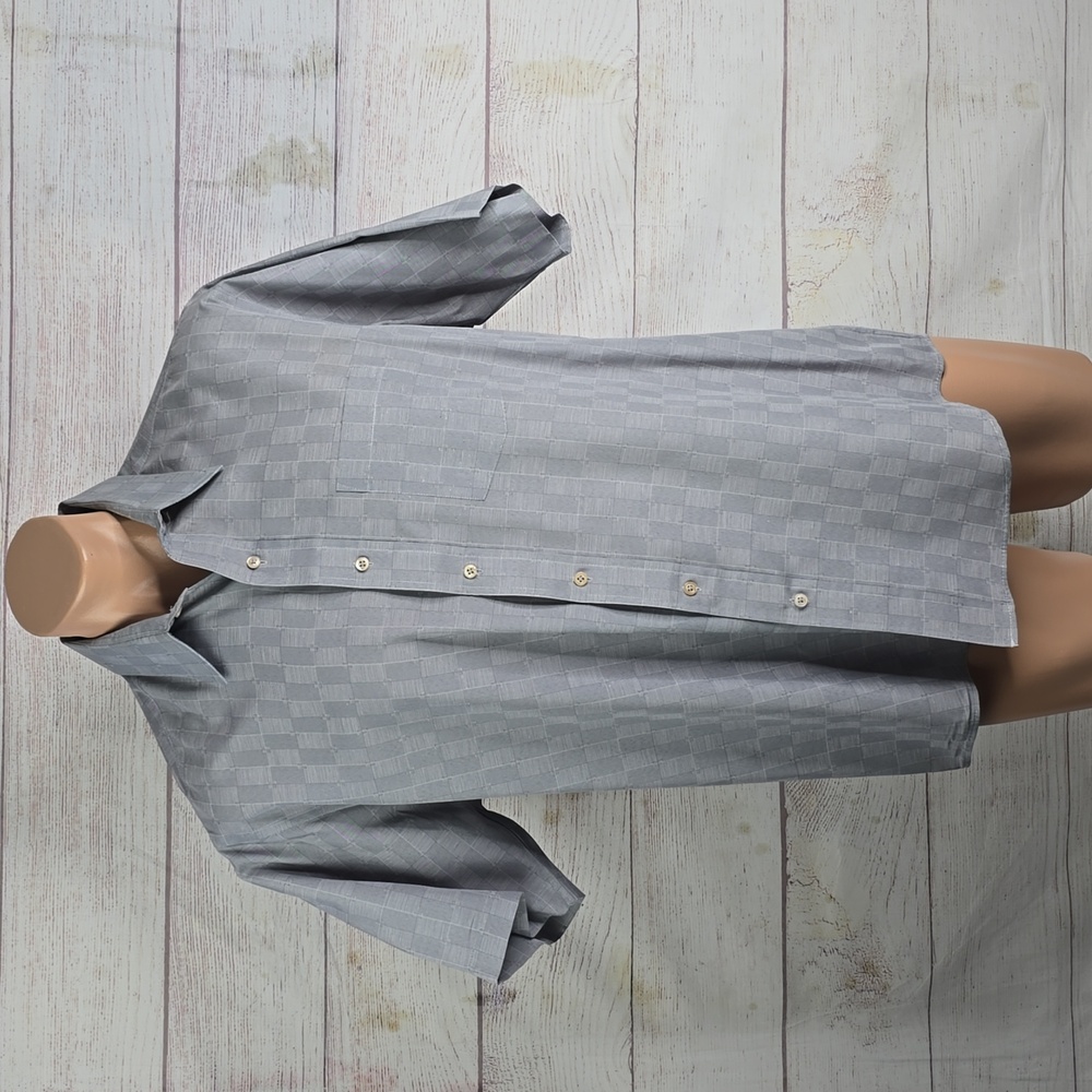 Botany 500 gray short sleeve button down men's shirt sz 17